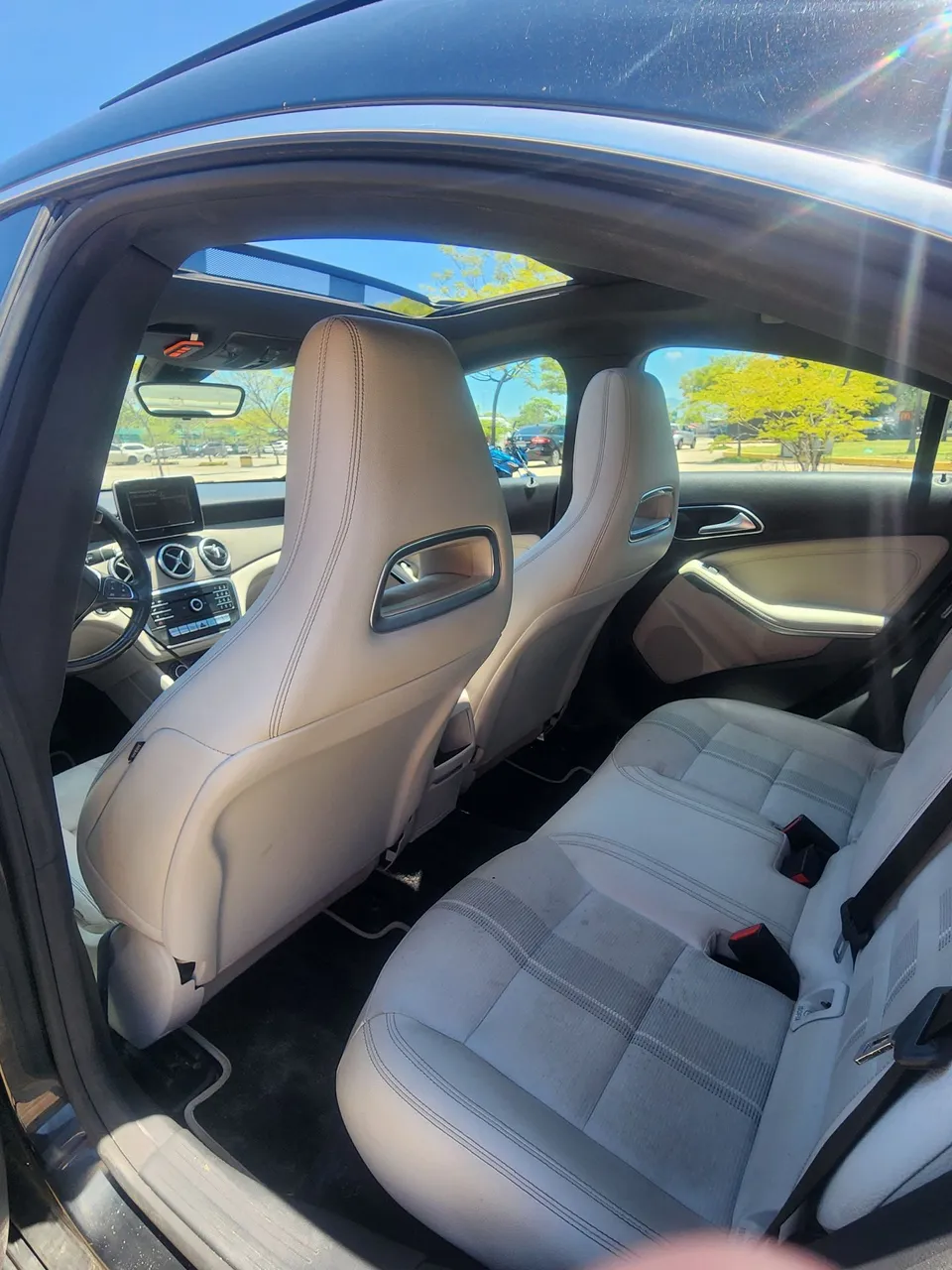 Mercedes CLA 200 3